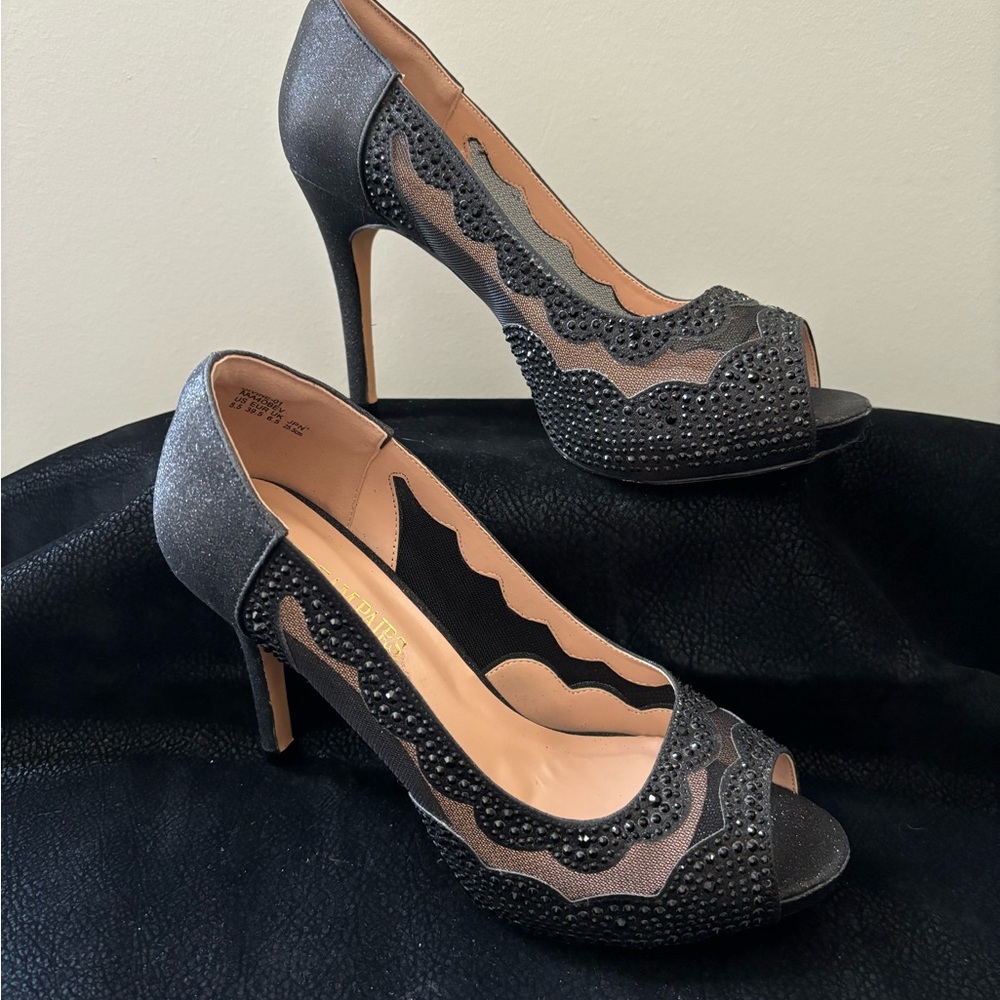 Dream Pairs Black Glitter Peep-Toe Heels